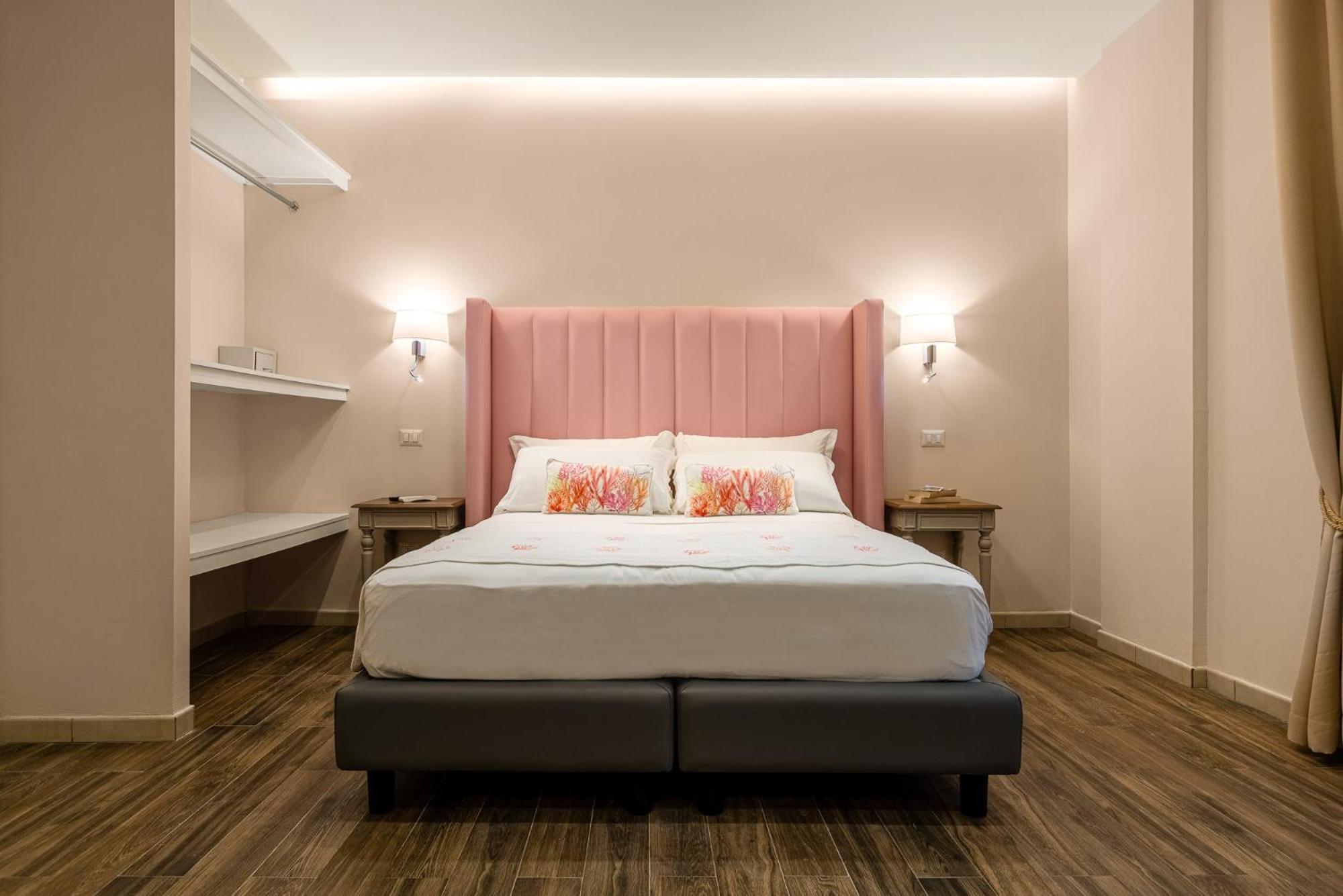 Onda Marina Suites Каляри Екстериор снимка